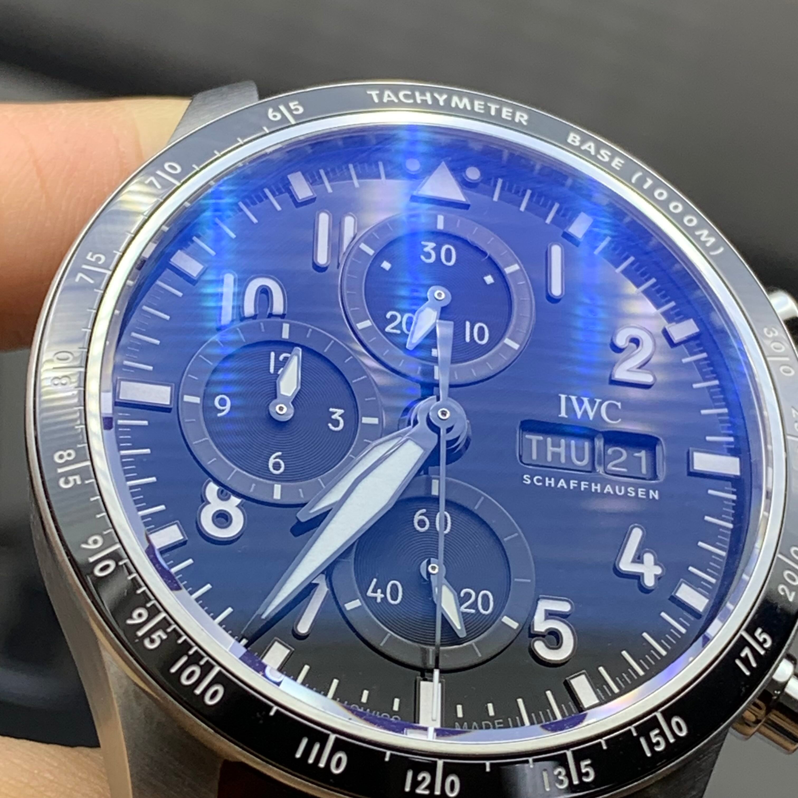 IWC Pilot 41 millimeters IW388305