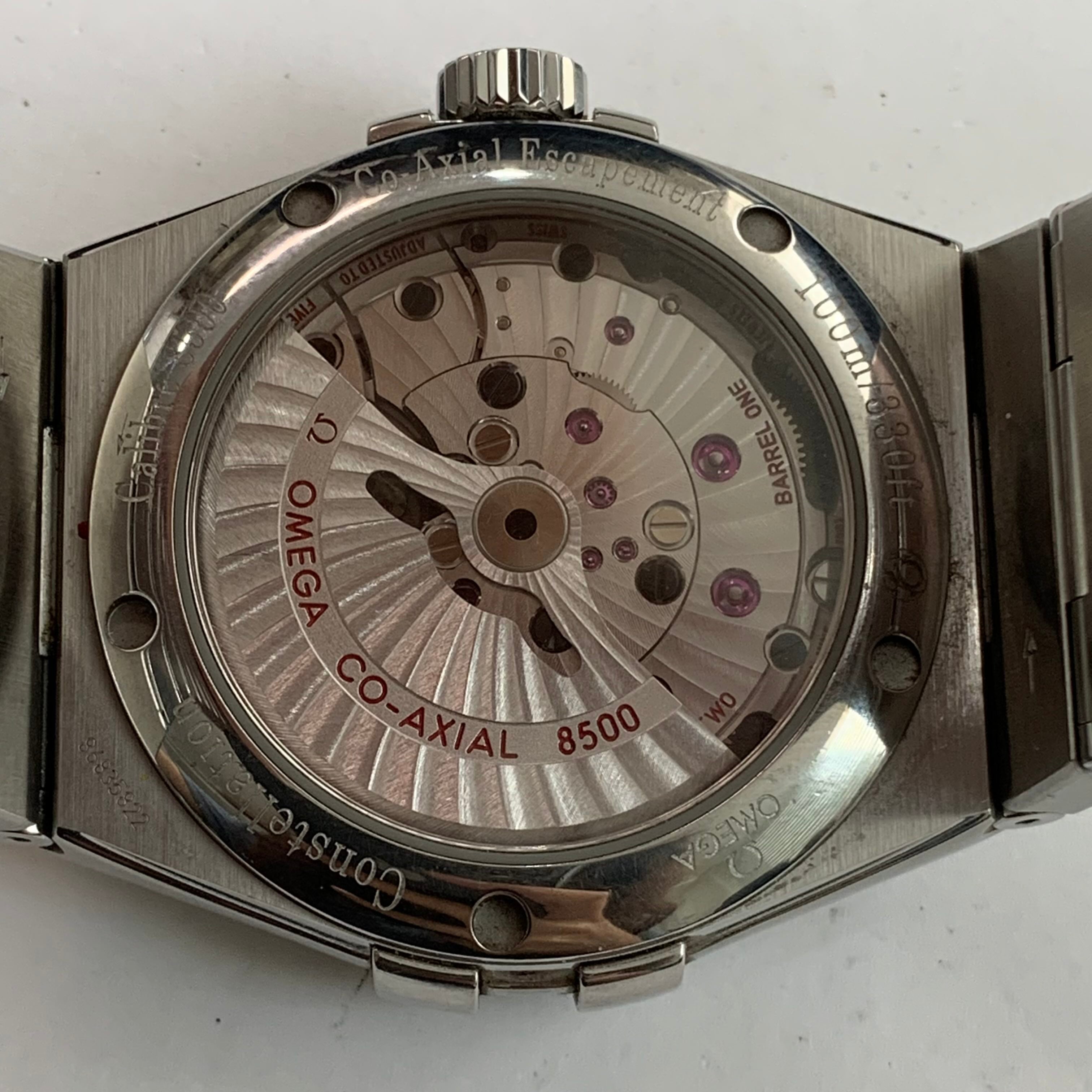 Omega Constellation Series 38 123.10.38.21.02.001