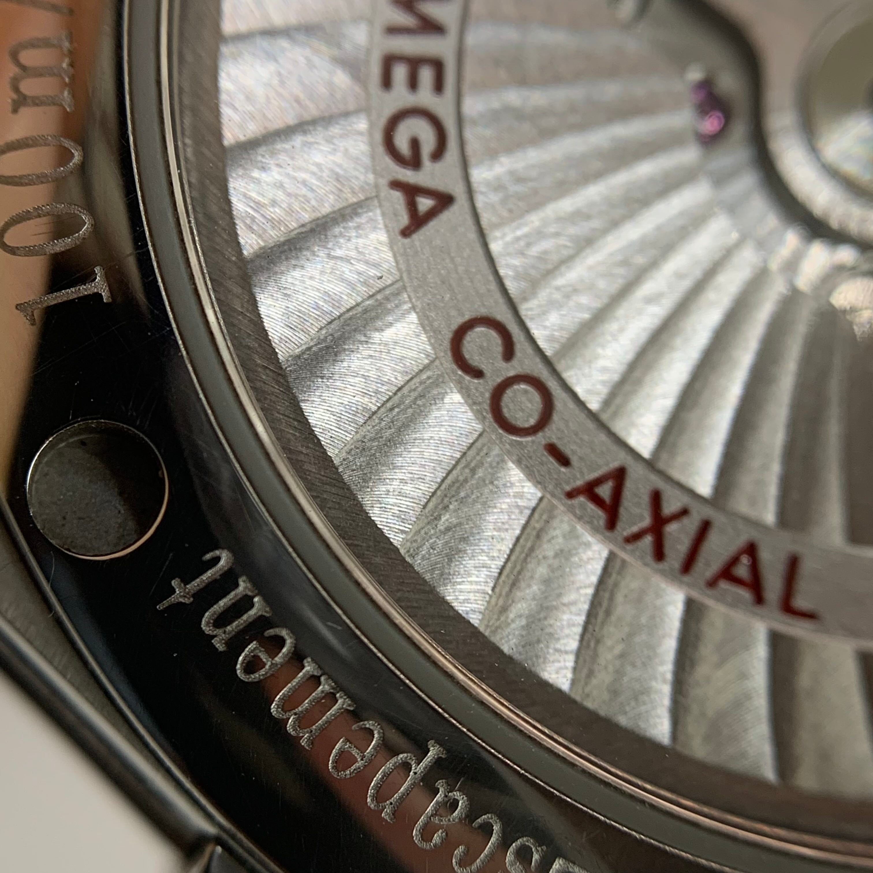 Omega Constellation Series 38 123.10.38.21.02.001