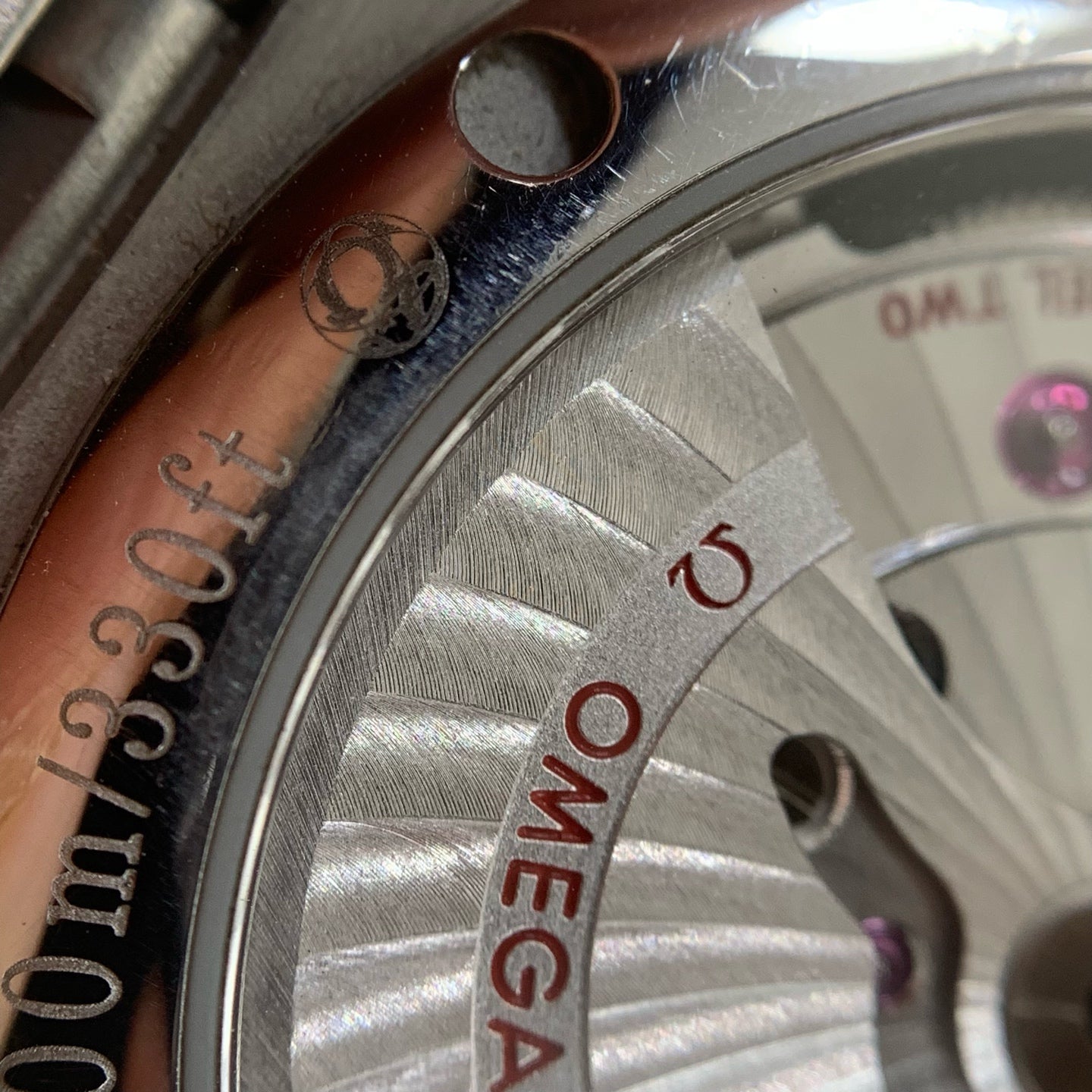 Omega Constellation Series 38 123.10.38.21.02.001