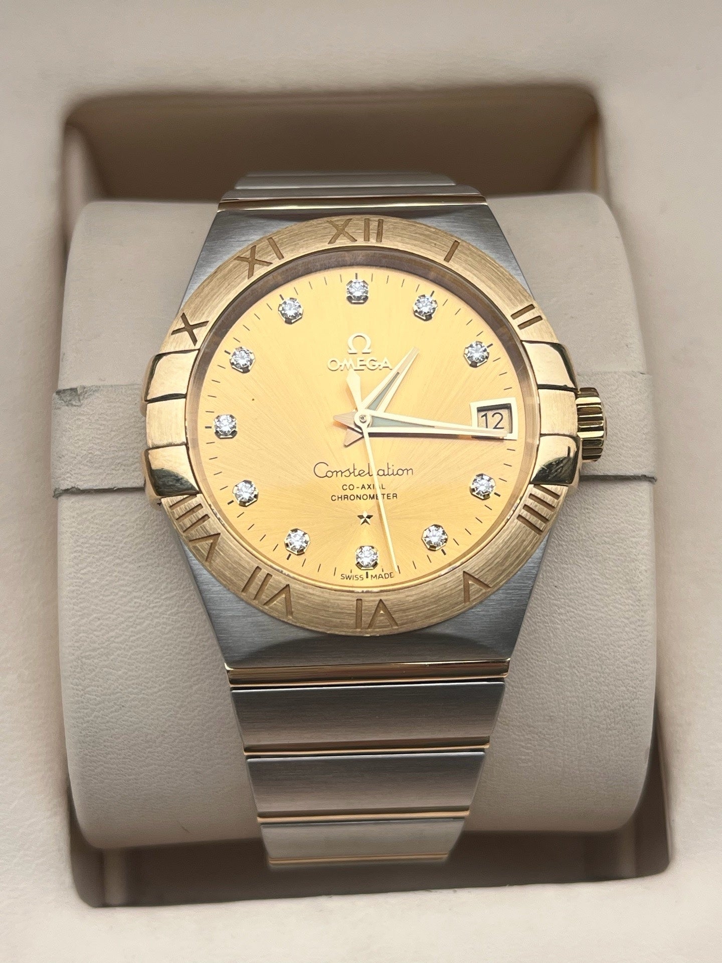 Omega Constellation Series Automatic (self-winding) watch 38 123.20.38.21.58.001