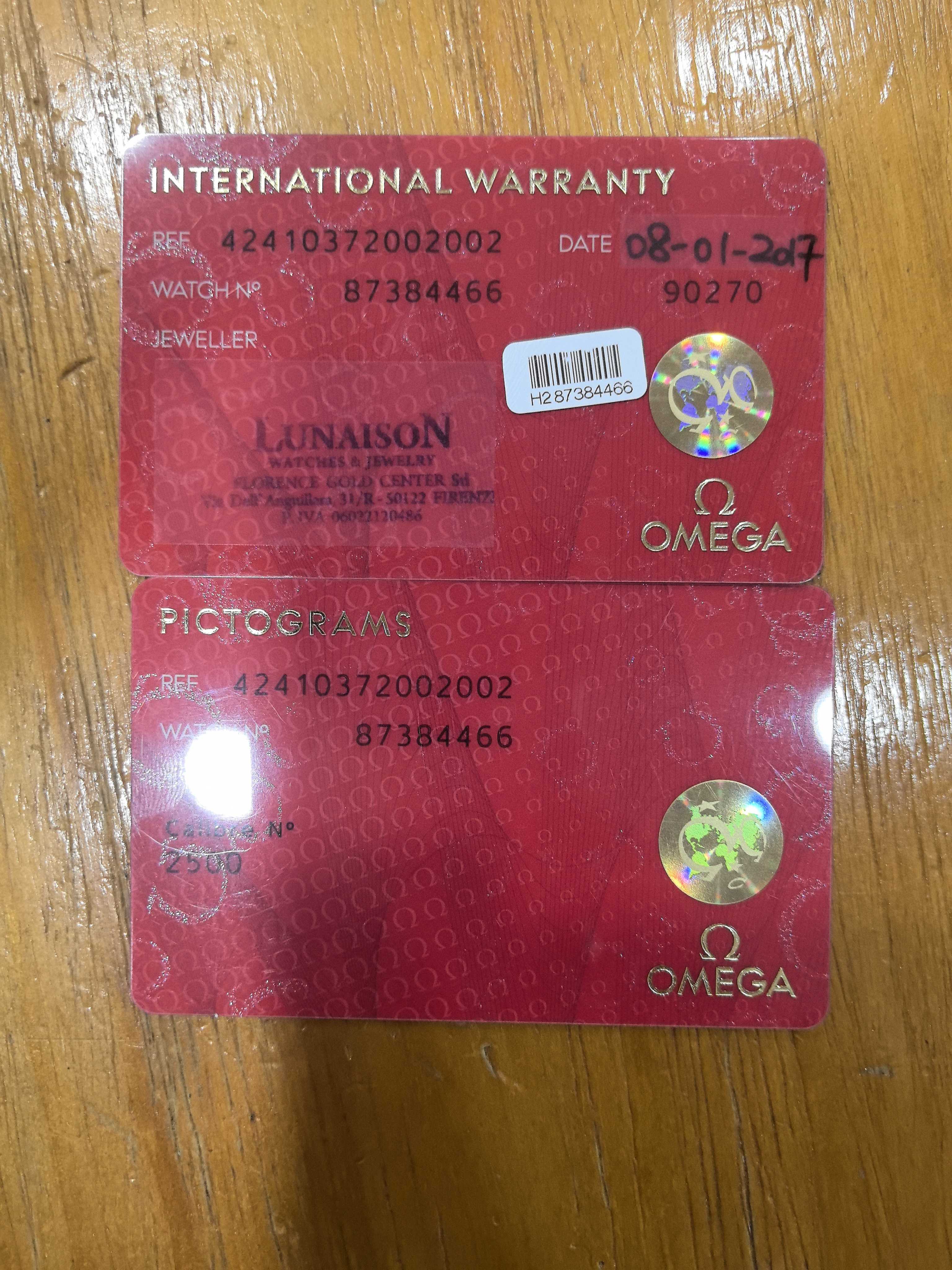 Omega Flying Disc Series 36.8 424.10.37.20.02.002