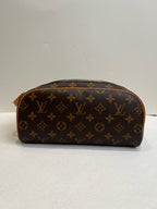 Louis Vuitton 28.0x 16.0x 13.0 cm M47528