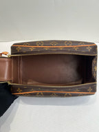 Louis Vuitton 28.0x 16.0x 13.0 cm M47528