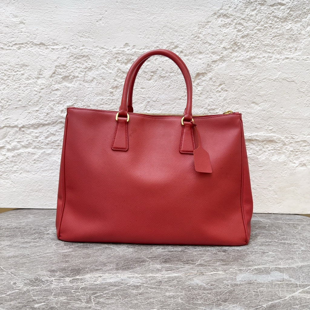 Prada Red