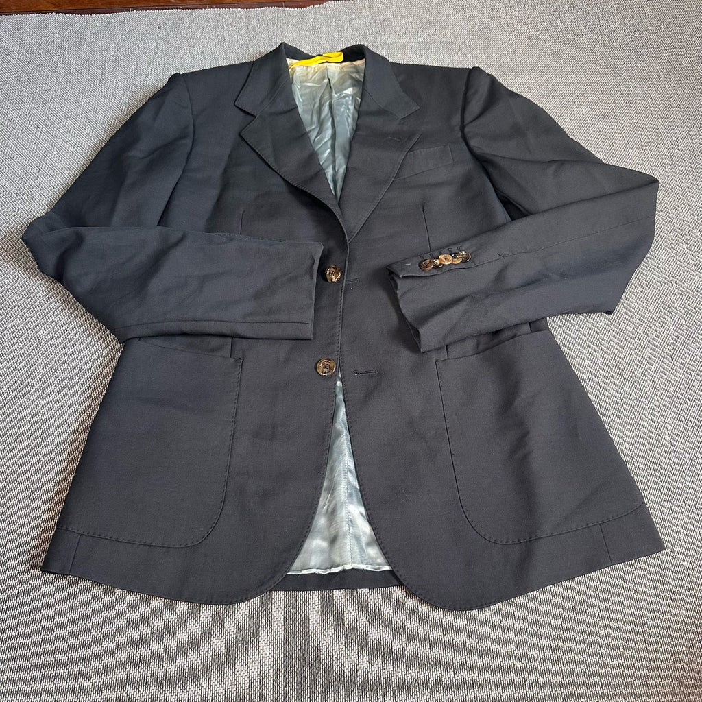 空白 Suit