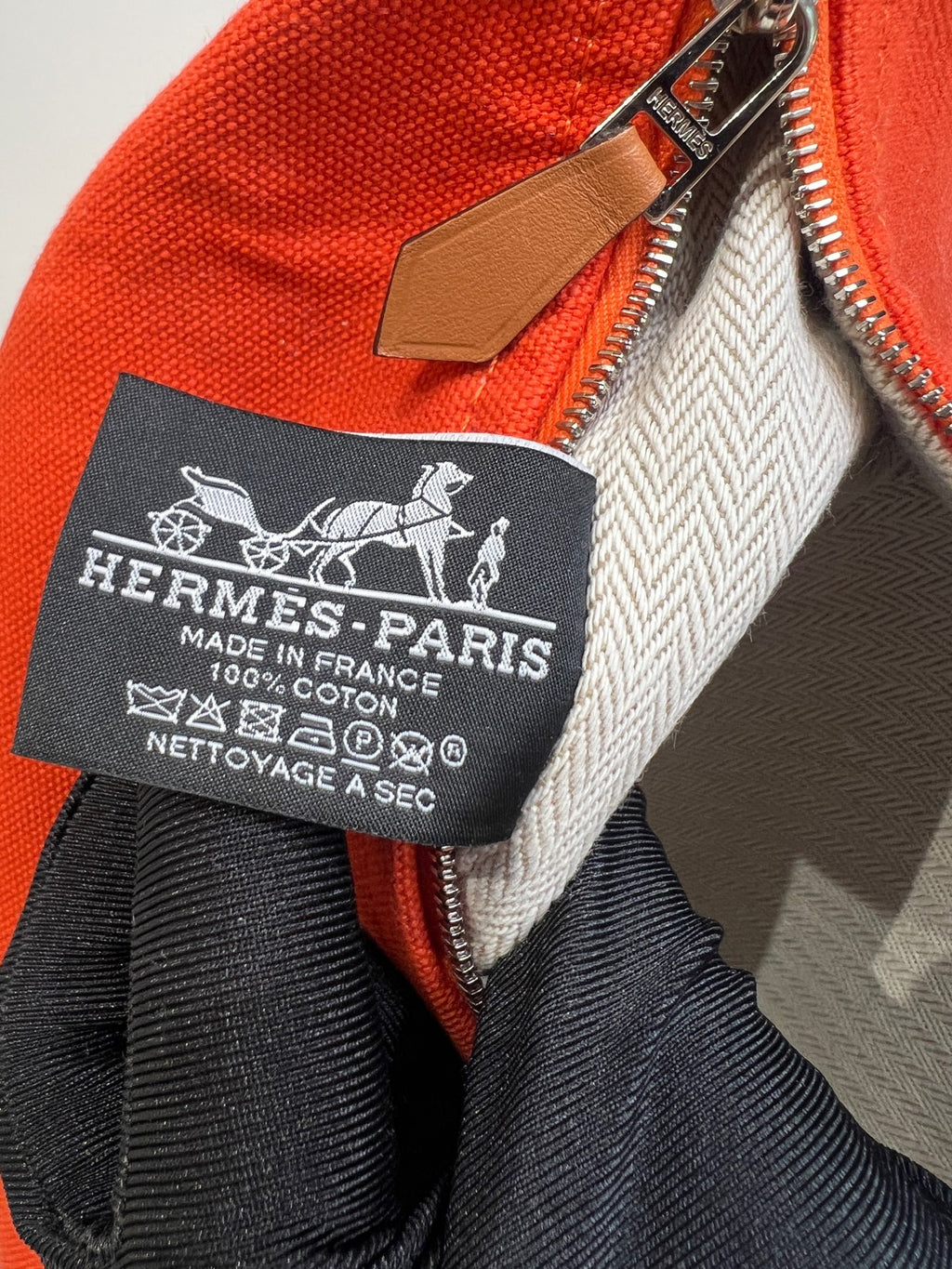 Hermes Canvas Orange 916485