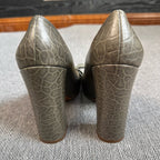 Louis Vuitton Leather High heels