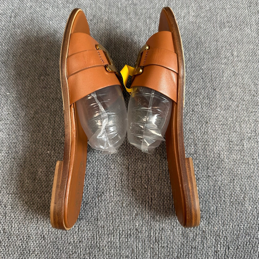 TOD'S Leather Brown Flip flop