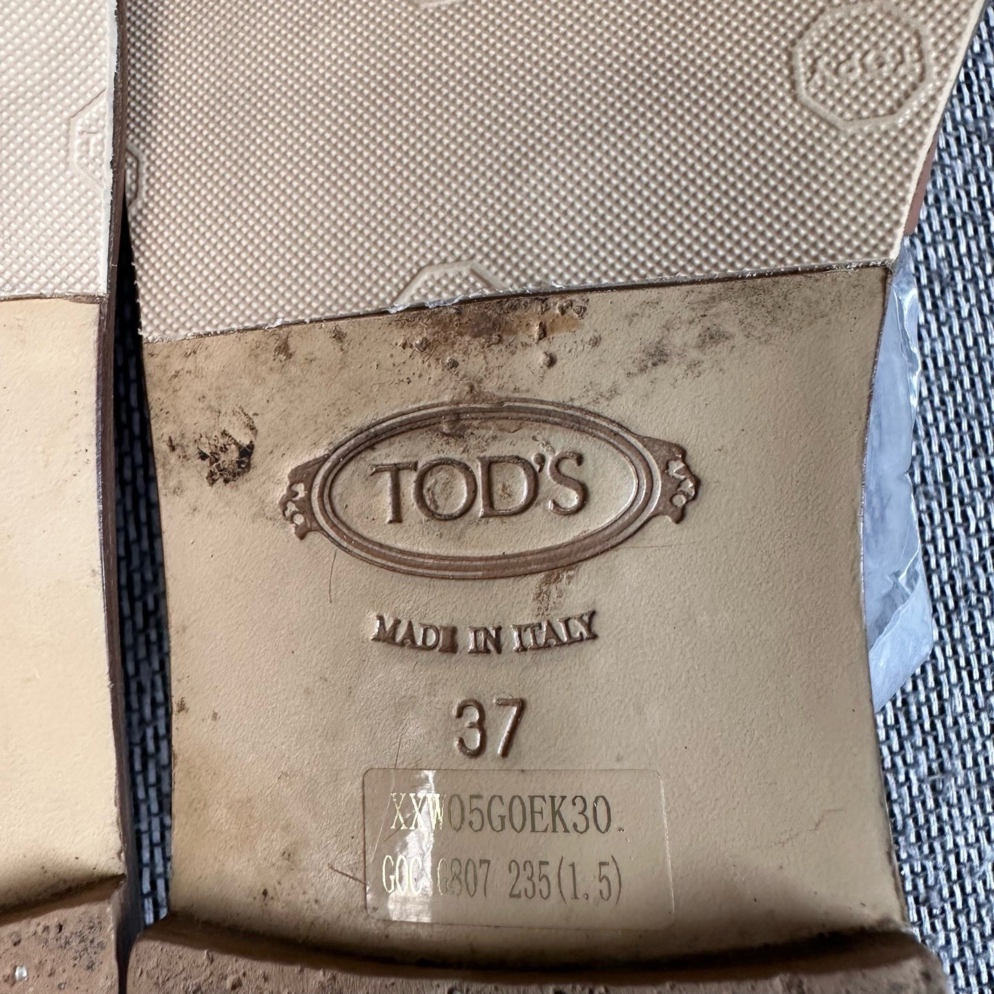 TOD'S Leather Brown Flip flop