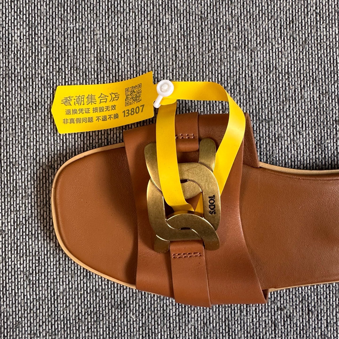 TOD'S Leather Brown Flip flop