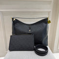 Louis Vuitton Carryall Leather 30 x 39 x 15 M46289