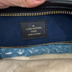 Louis Vuitton Carryall Leather 30 x 39 x 15 M46289