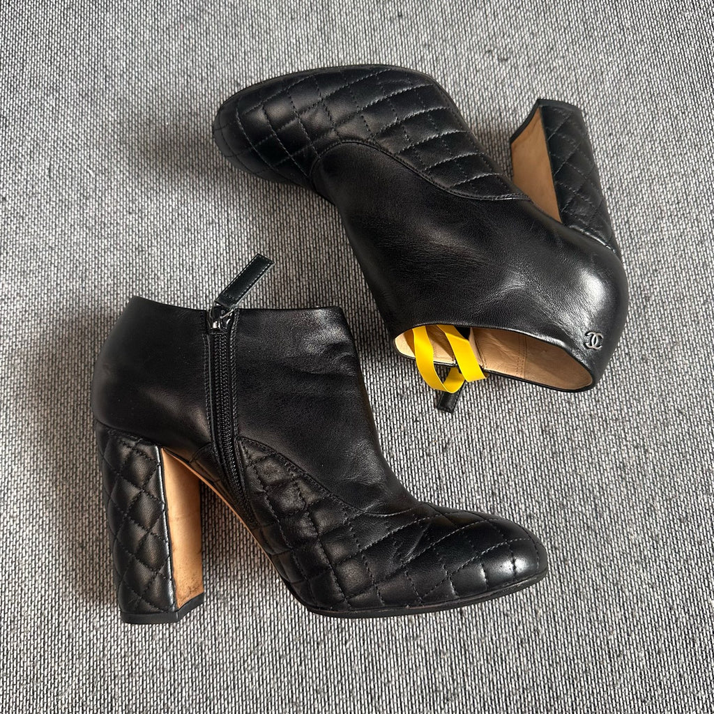 Chanel Leather Black Ankle boots