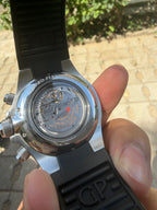 Girard-Perregaux Laurel wreath 44 millimeters 80180-11-113-FK6A