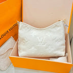 Louis Vuitton White 29.5 x 24 x 12 M46293