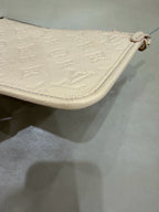Louis Vuitton White 29.5 x 24 x 12 M46293