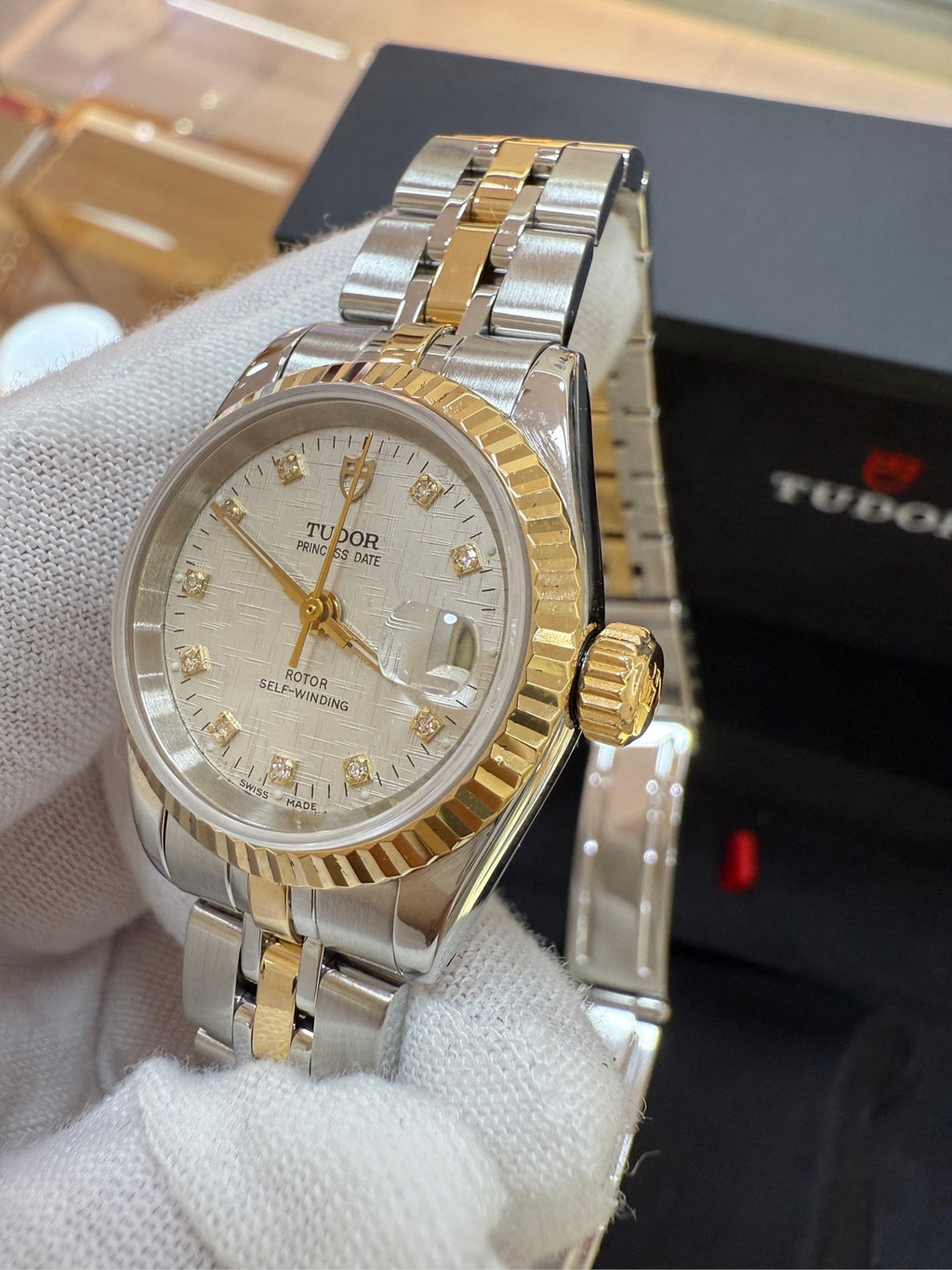 Tudor Princess Calendar Model White Automatic (self-winding) watch 25 millimeters m92413-0010