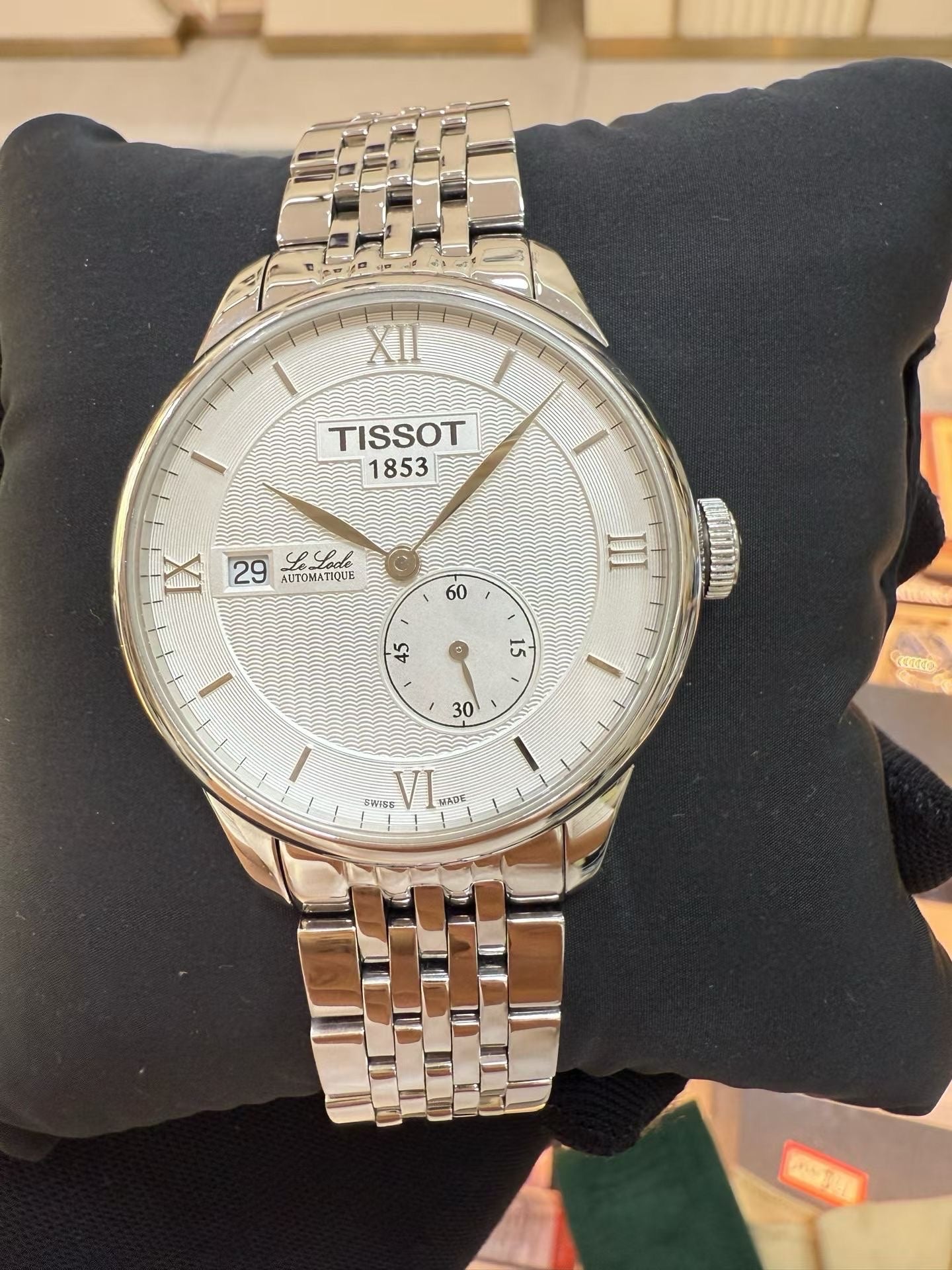 Tissot Classic White Automatic (self-winding) watch 39.3 millimeters T006.428.11.038.01