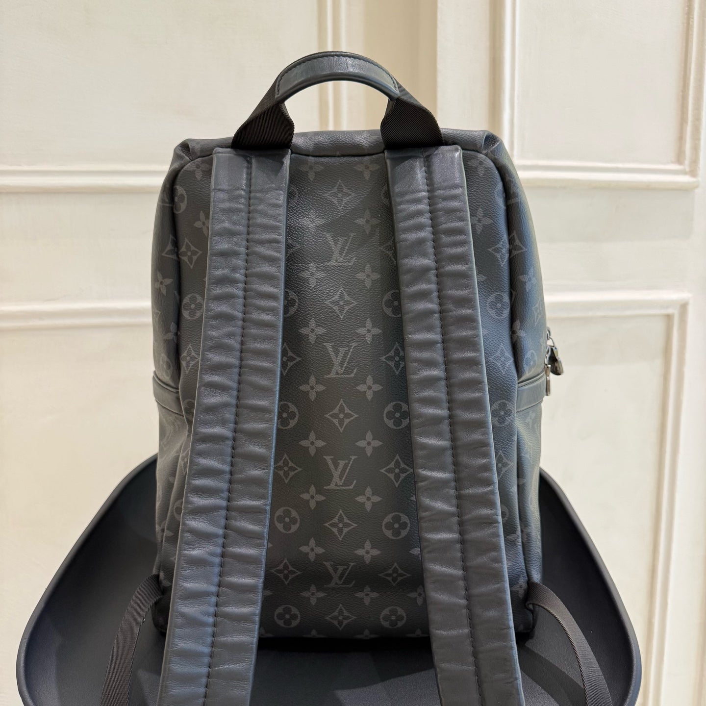 Louis Vuitton Discovery Backpack 37.0x 40.0x 20.0 cm M43186