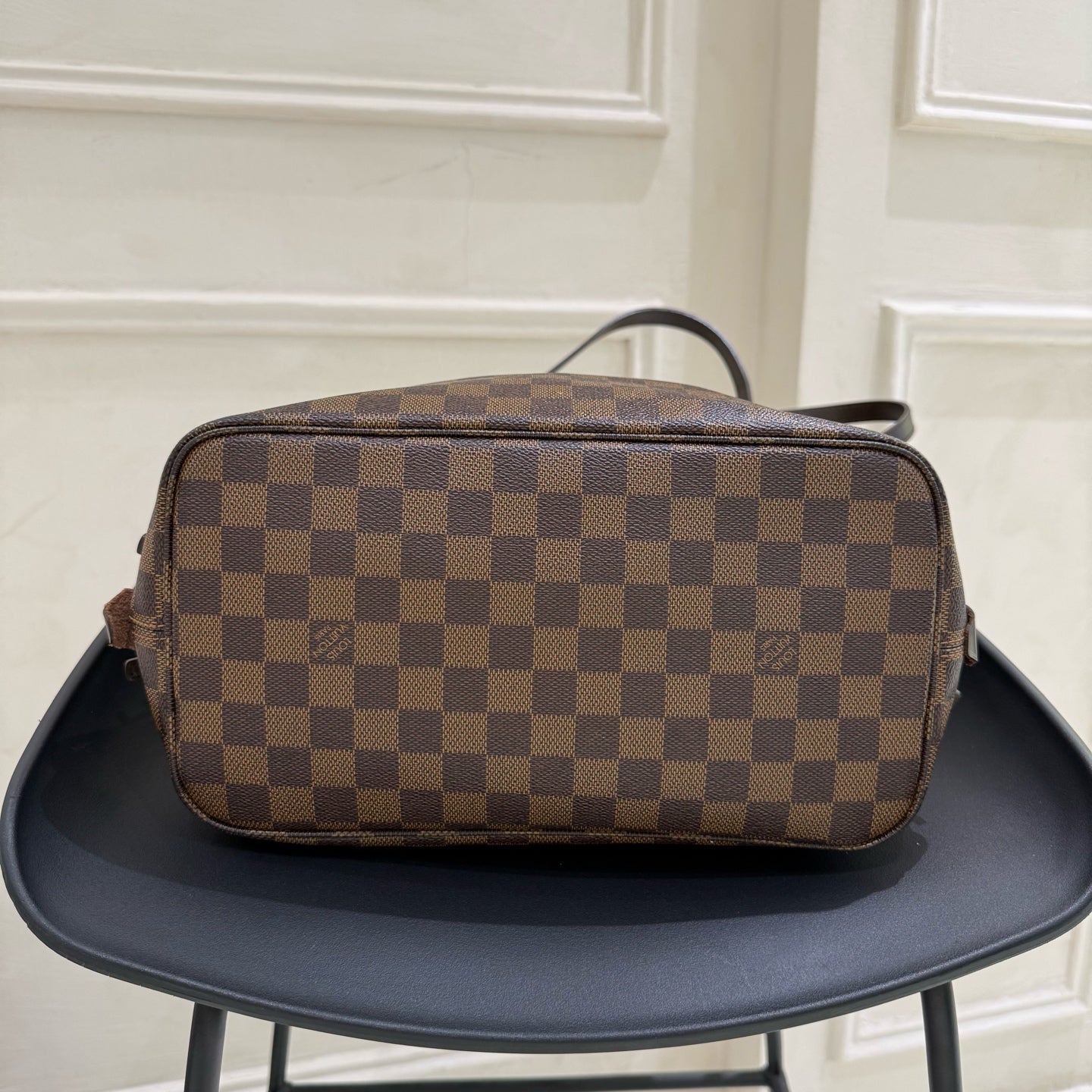 Louis Vuitton Length 28 x Width 16 x Height 26 cm N41108