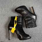空白 Black Ankle boots