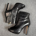 空白 Black Ankle boots