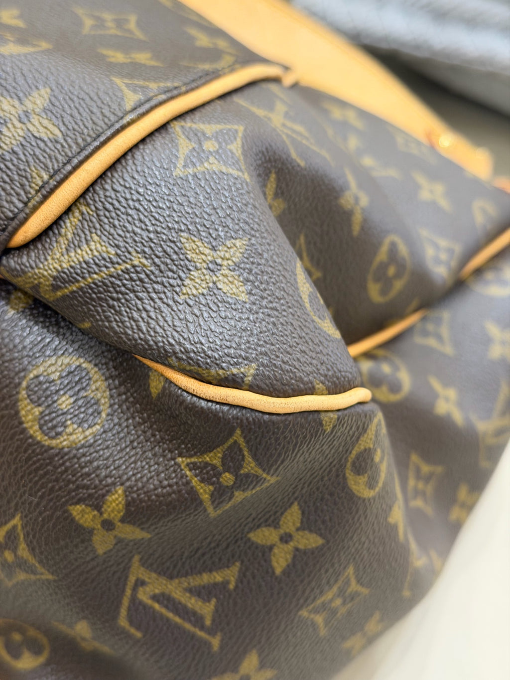 Louis Vuitton Tote