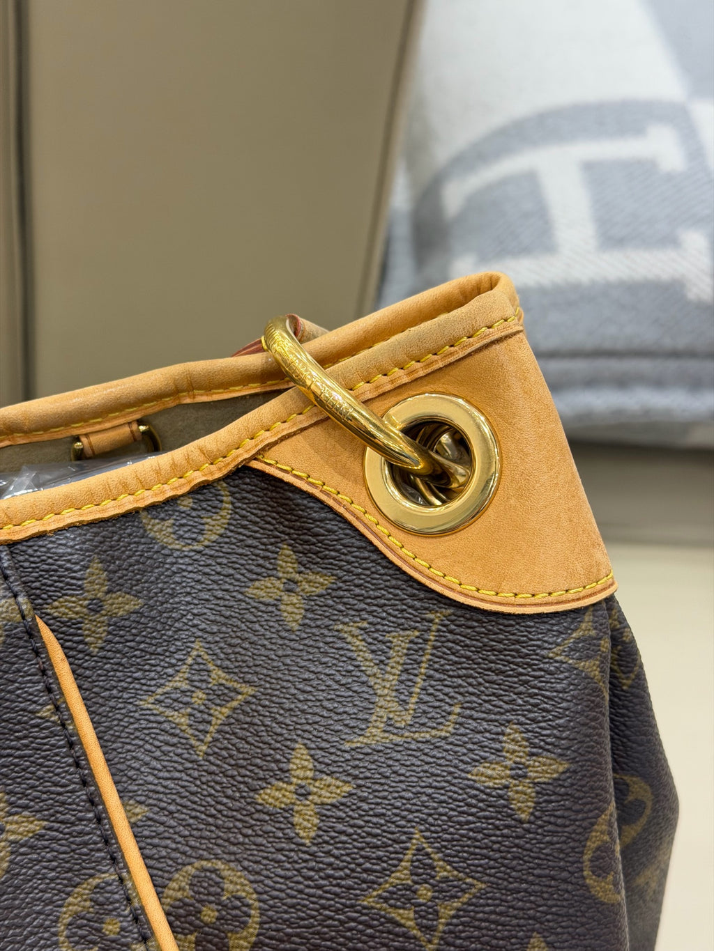 Louis Vuitton Tote