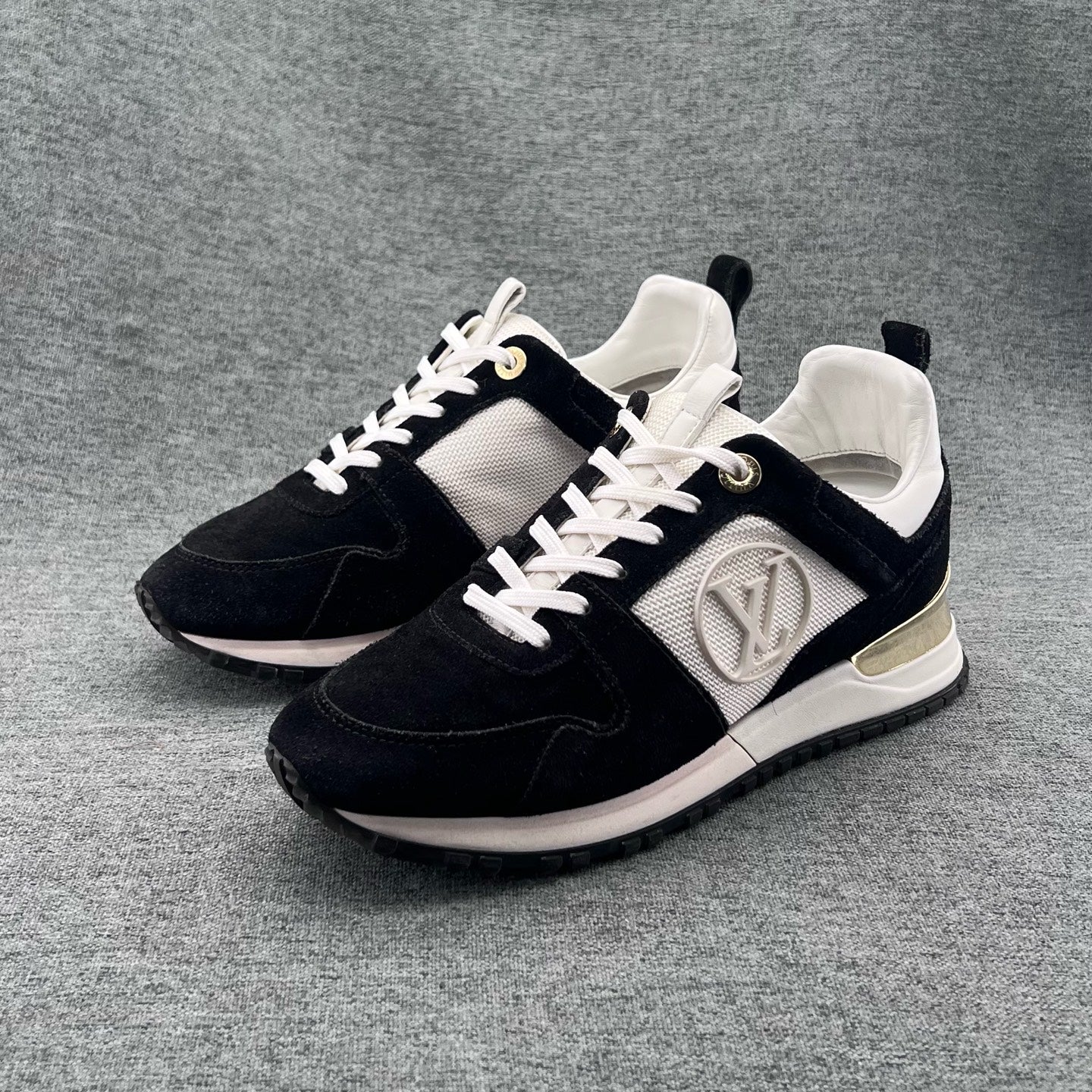 Louis Vuitton Metal Athletic sneakers