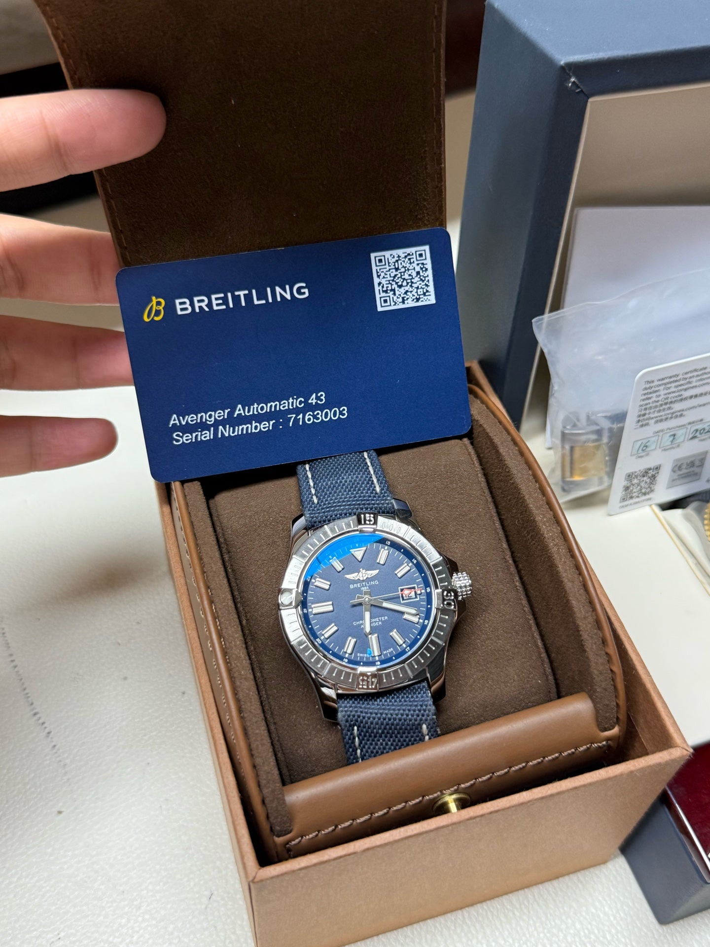 Breitling Avenger Automatic (self-winding) watch 43 millimeters A17318101C1X2