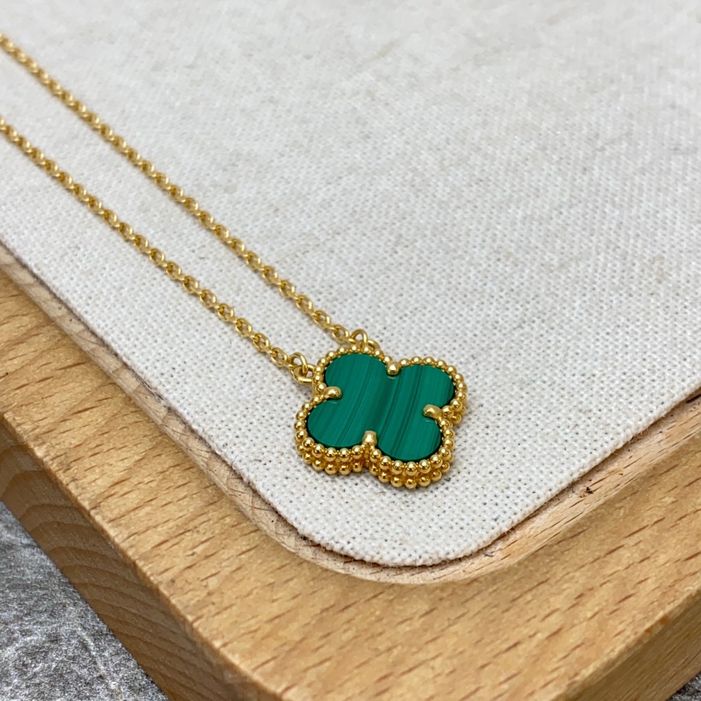 Van Cleef & Arpels Green Necklace