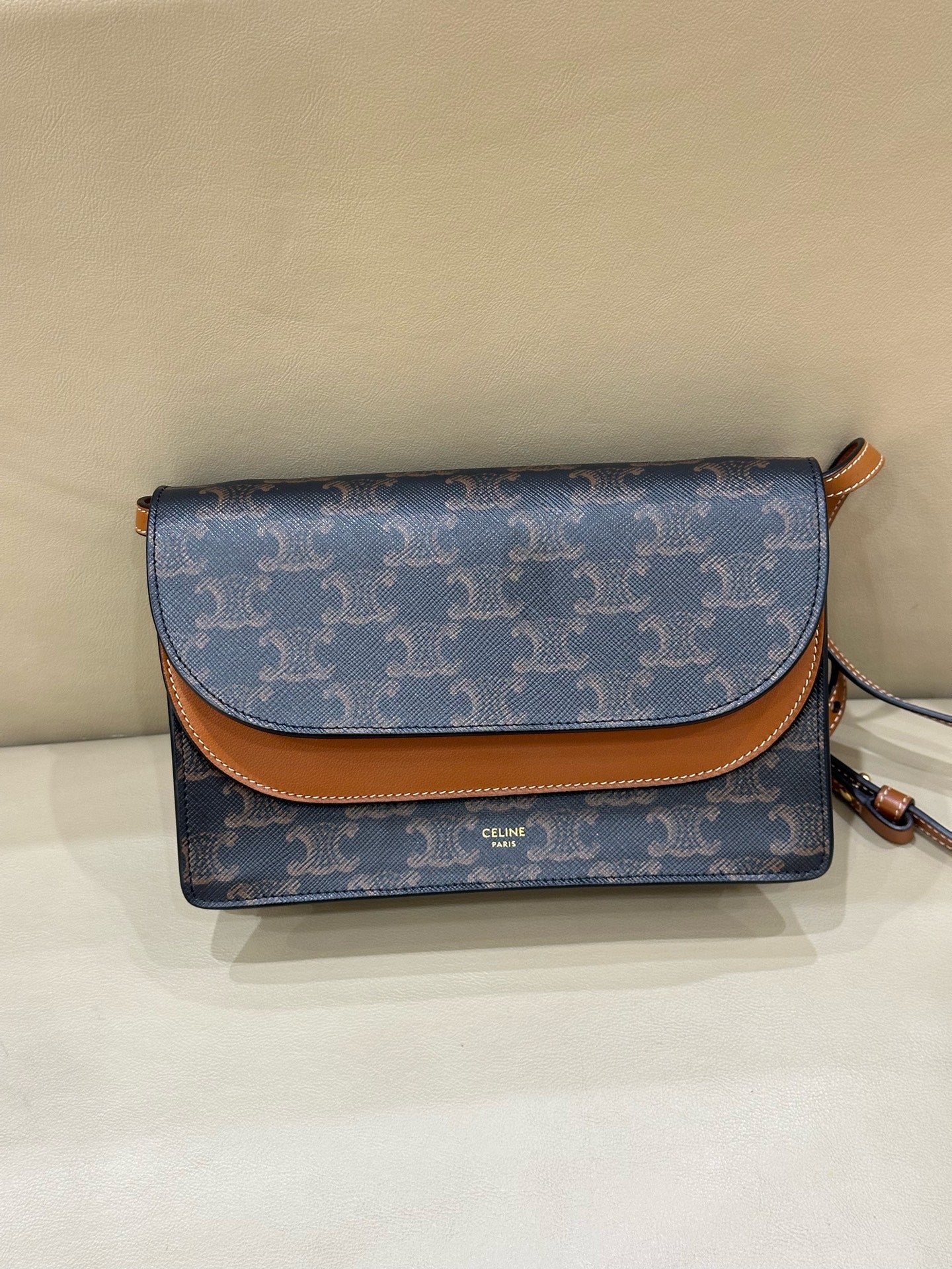 Celine TRIOMPHE canvas wallet with signature print and sheepskin trim 8 x 5 x 2 inches (20 x 12 x 6 centimeters) 10D852CG9.04LU