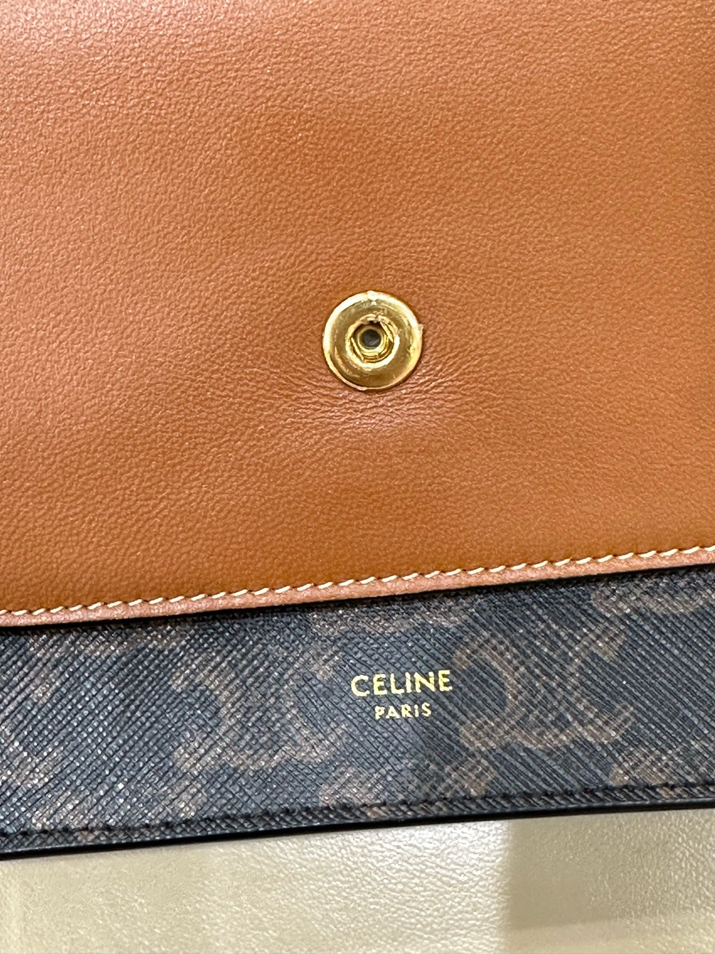 Celine TRIOMPHE canvas wallet with signature print and sheepskin trim 8 x 5 x 2 inches (20 x 12 x 6 centimeters) 10D852CG9.04LU