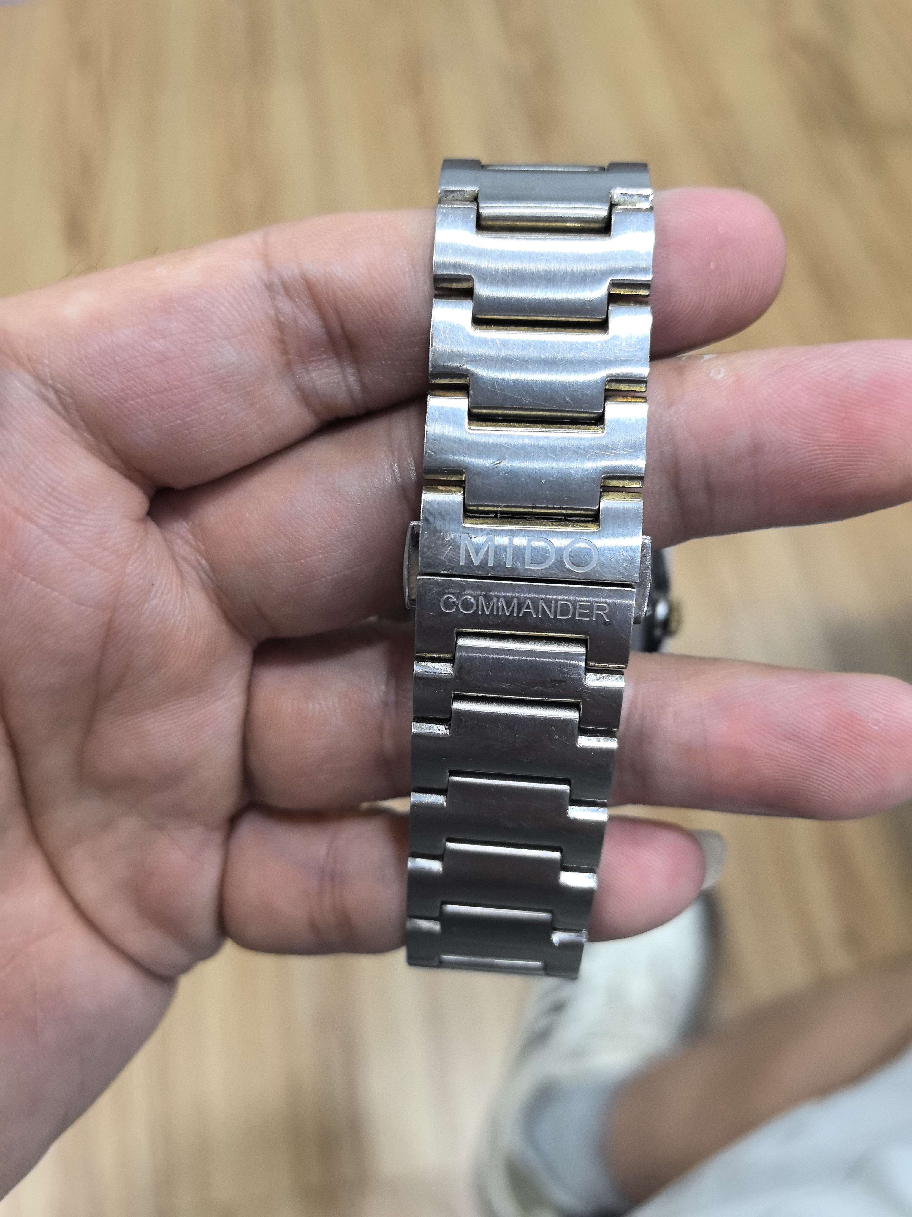 Mido Commander Automatic (self-winding) watch 40 millimeters M021.431.22.071.00