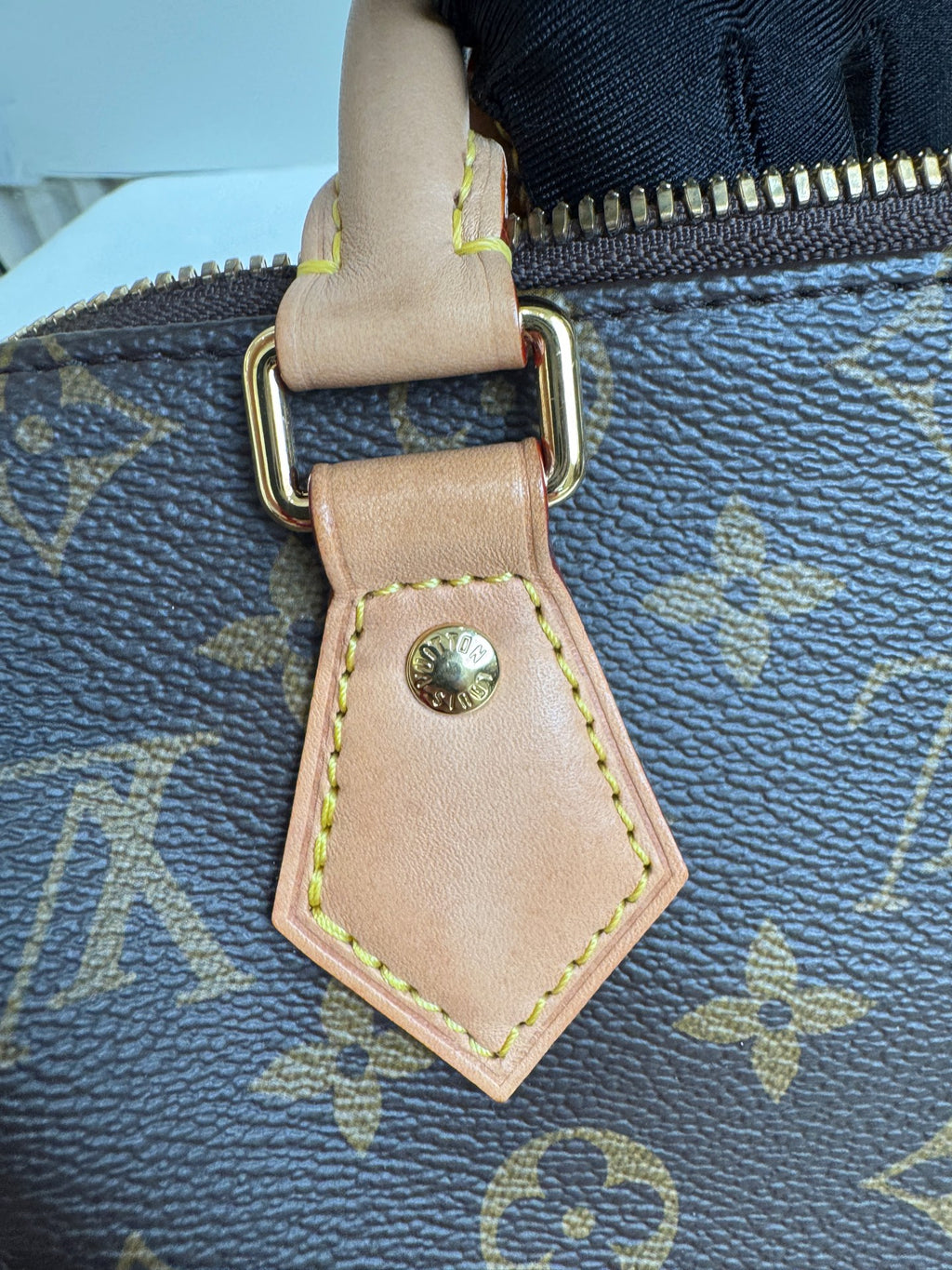 Louis Vuitton Shoulder Bag