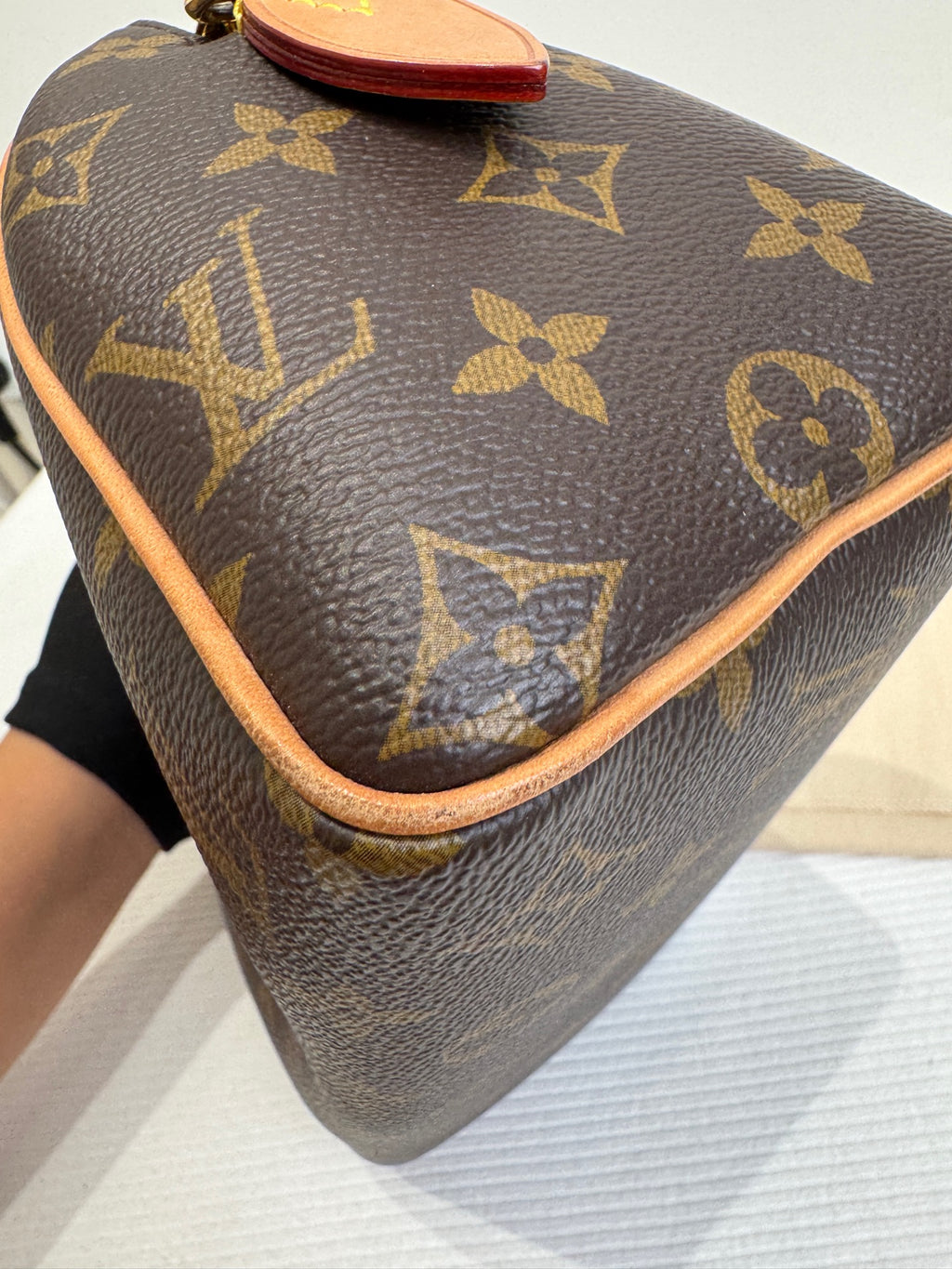 Louis Vuitton Shoulder Bag