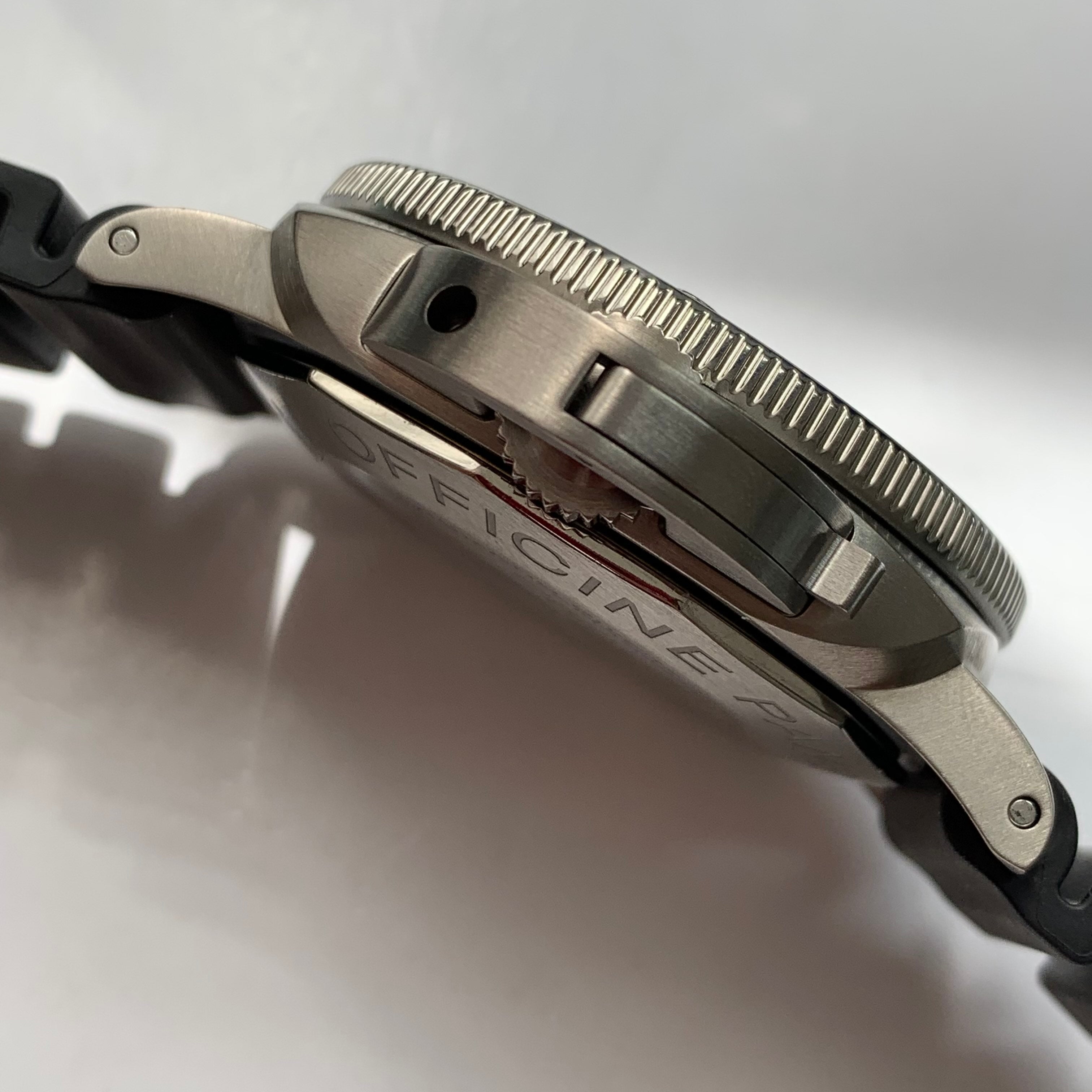 Panerai Stealth 47 millimeters PAM01389