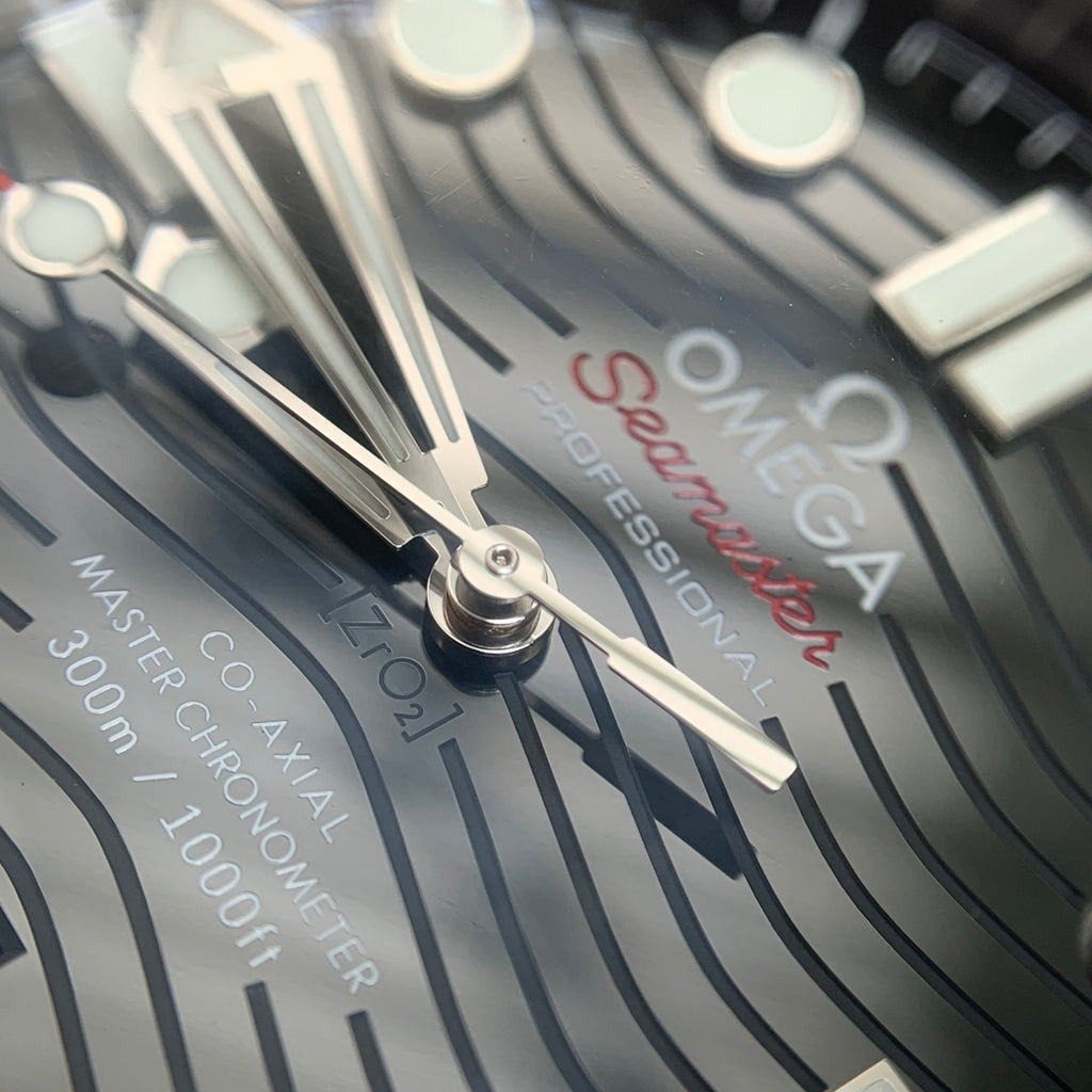 Omega Seahorse Series 42 210.32.42.20.01.001