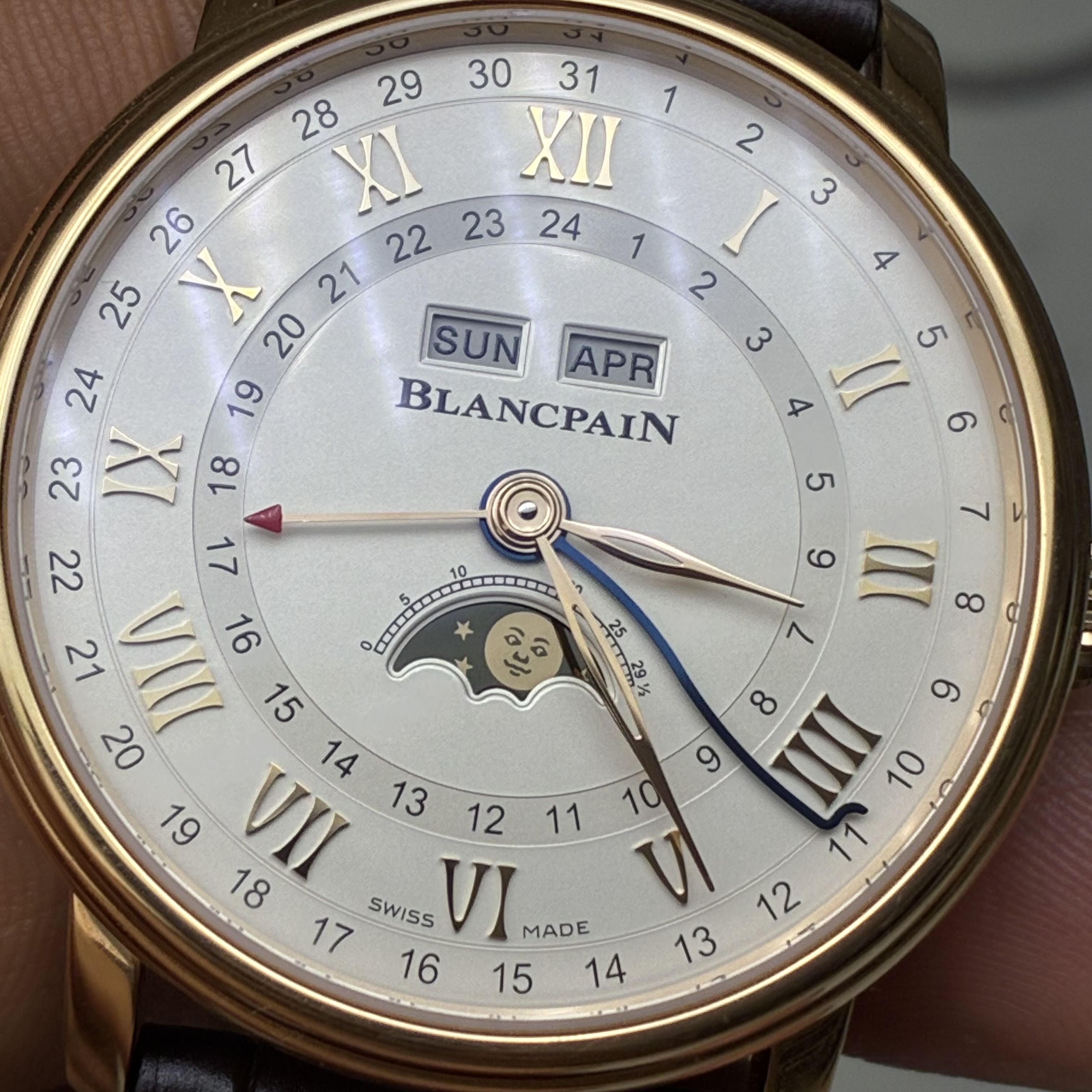 Blancpain Classic 40 millimeters 6676-3642-55B