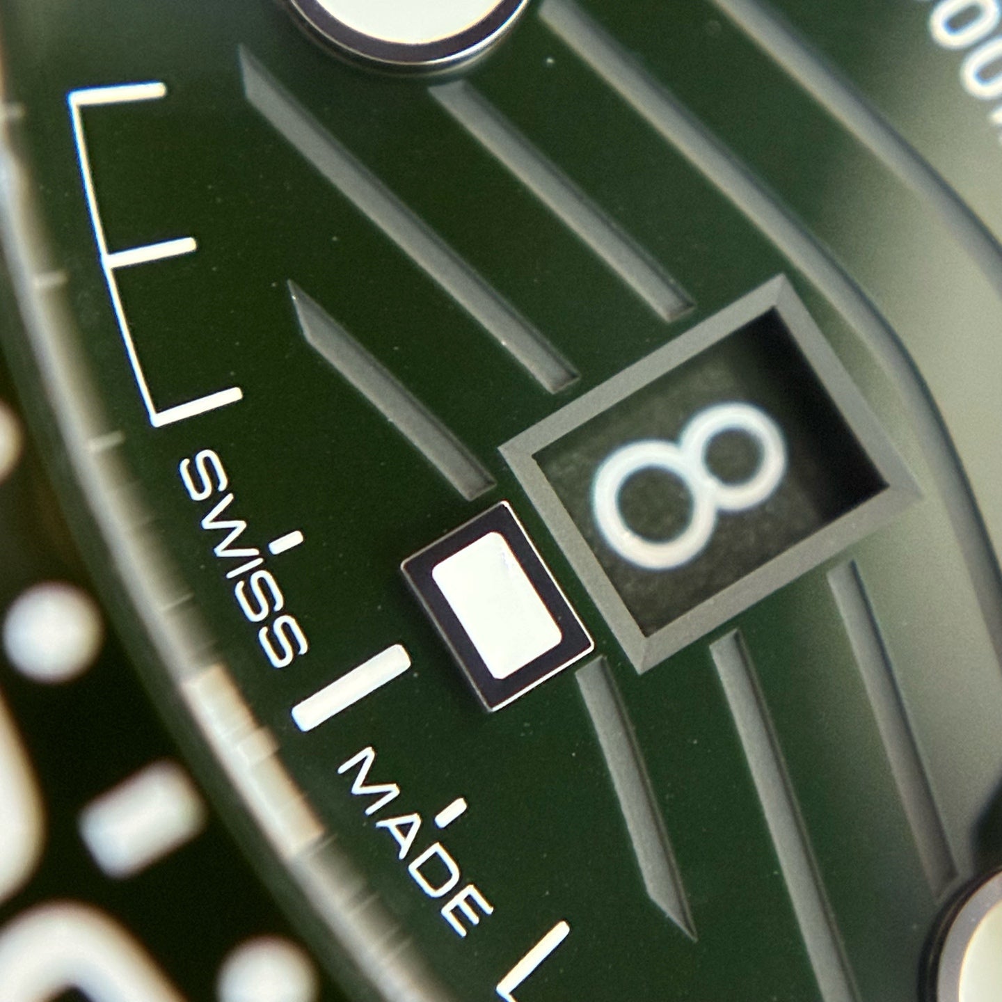 Omega Seahorse Series 42 210.30.42.20.10.001