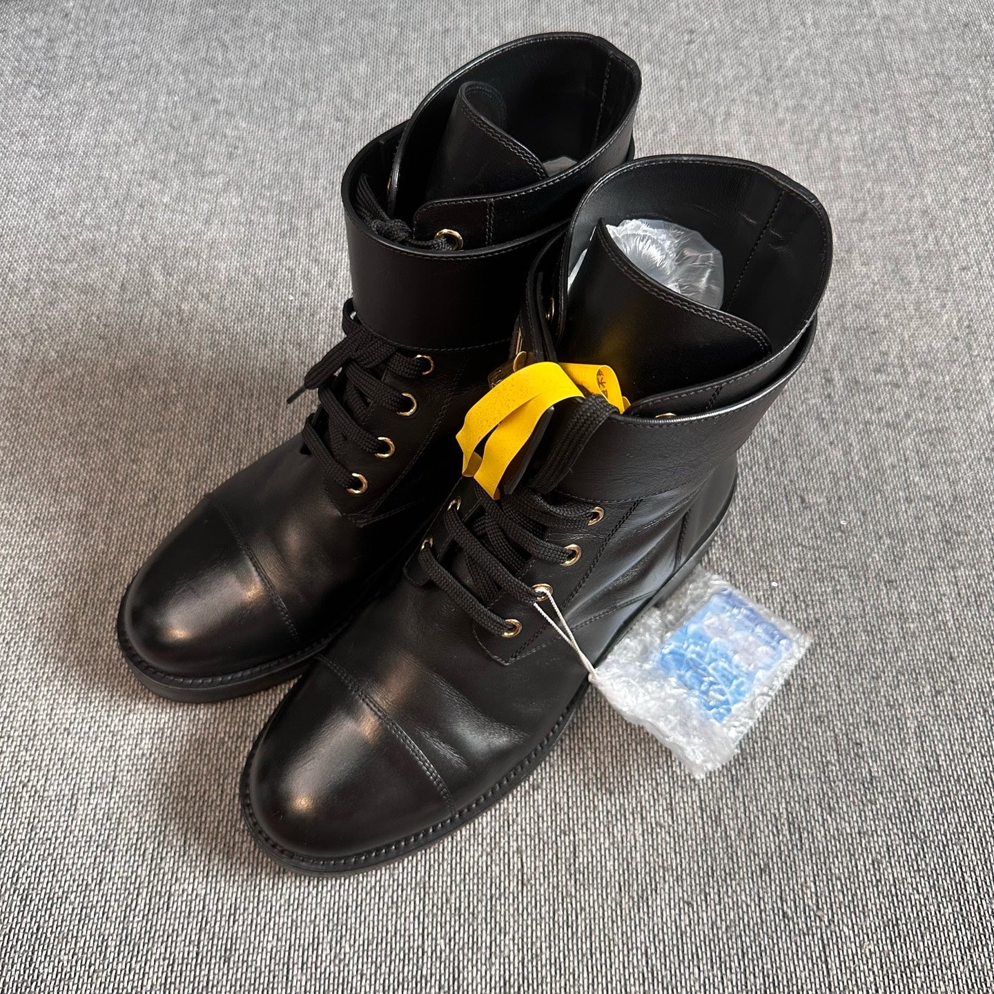 Louis Vuitton Metal Black Lita boots