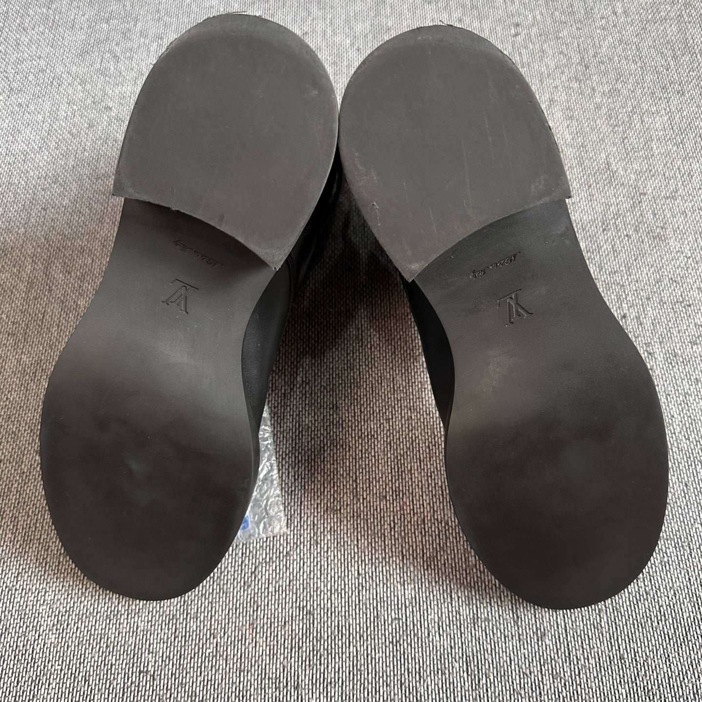 Louis Vuitton Metal Black Lita boots