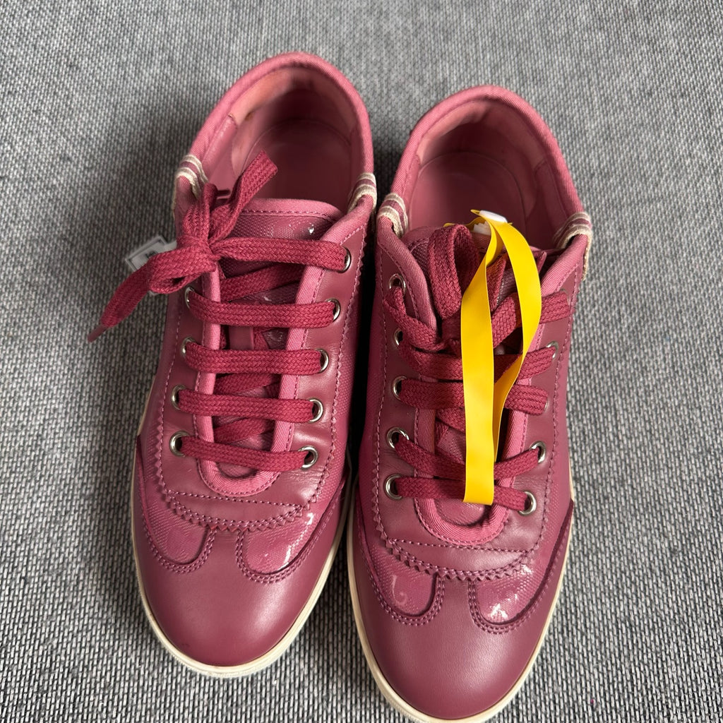 Gucci Red Skate shoes