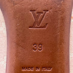 Louis Vuitton Metal Pink