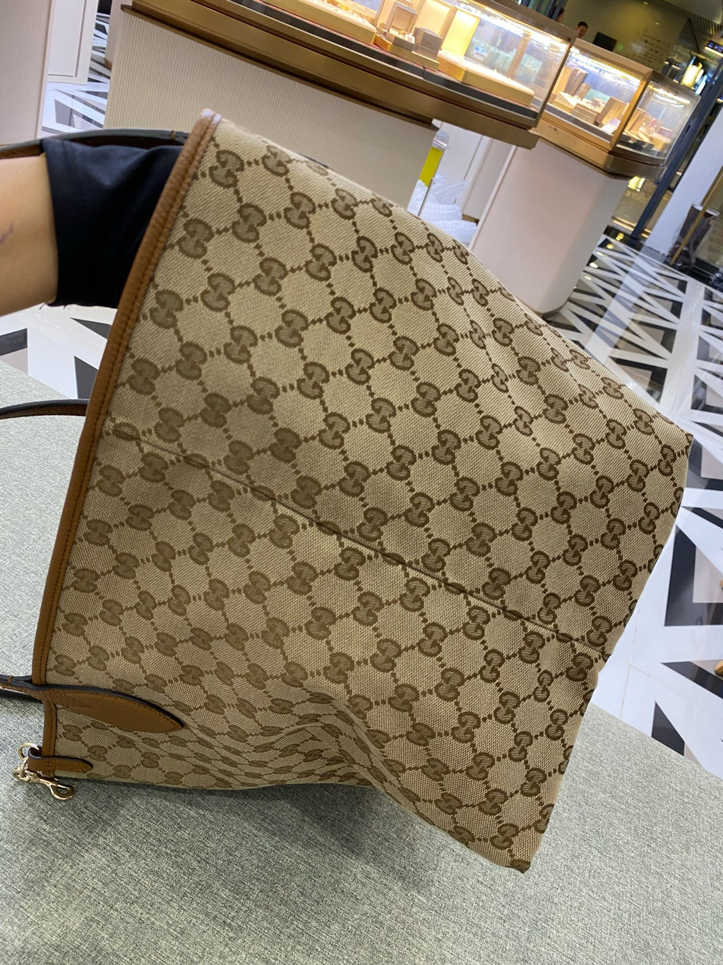 Gucci