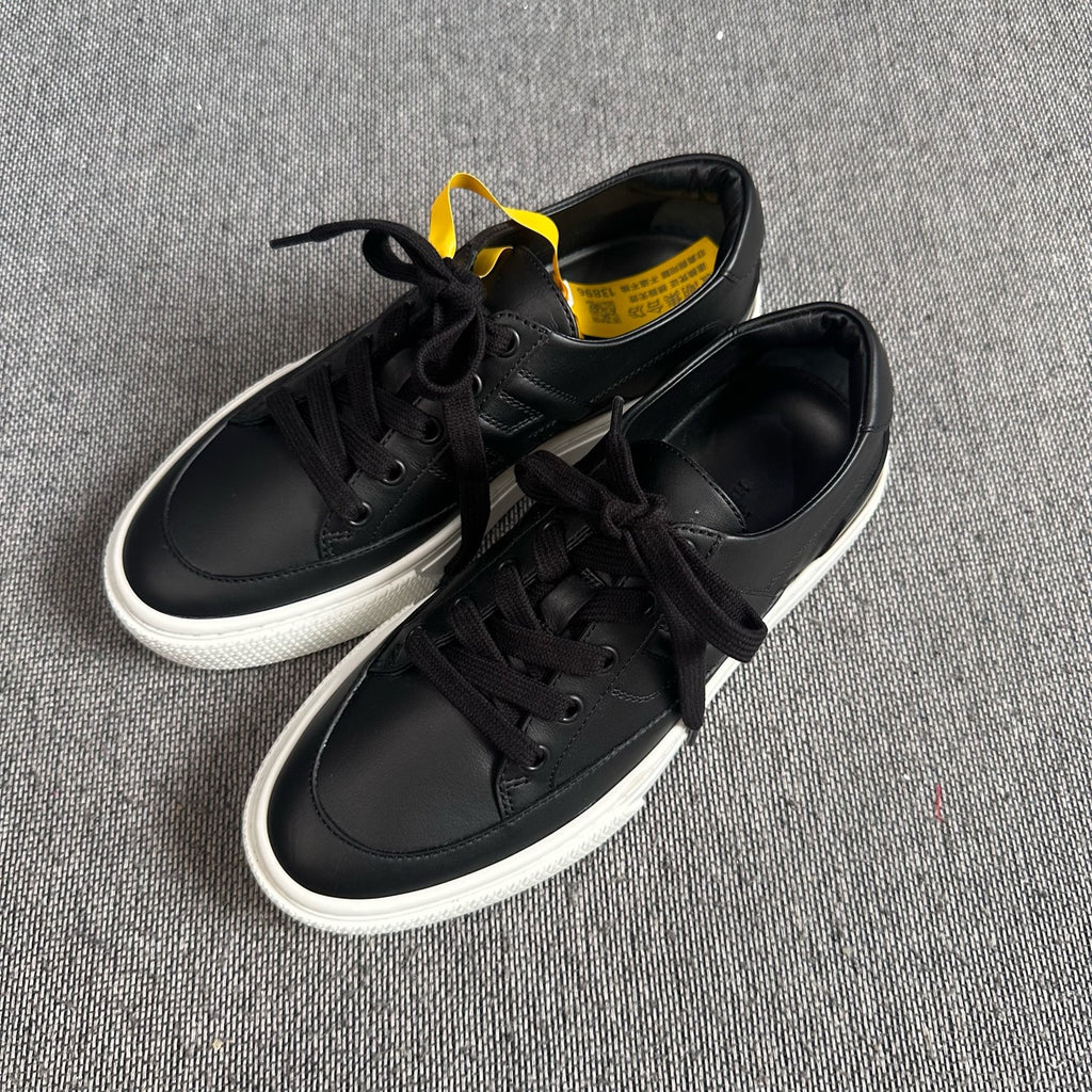 Hermes Skate shoes