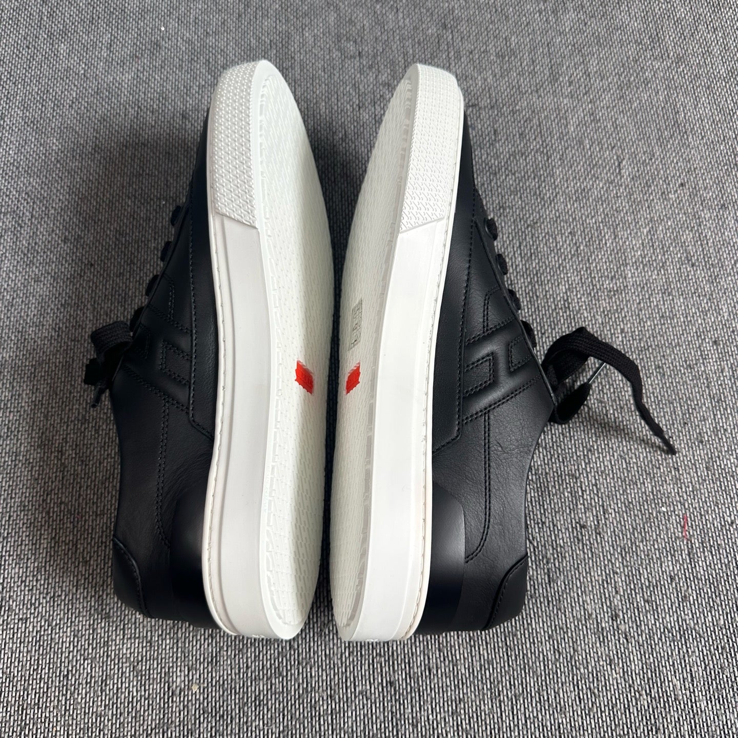 Hermes Skate shoes