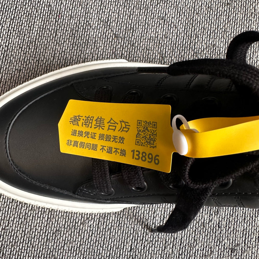 Hermes Skate shoes