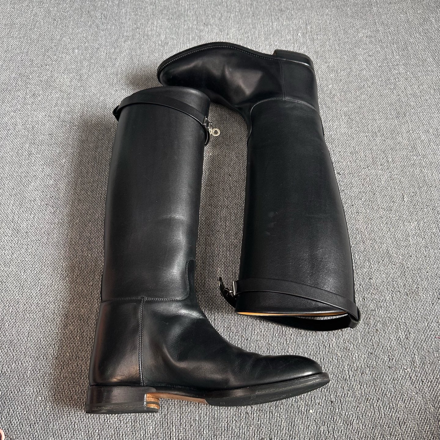 Hermes Black